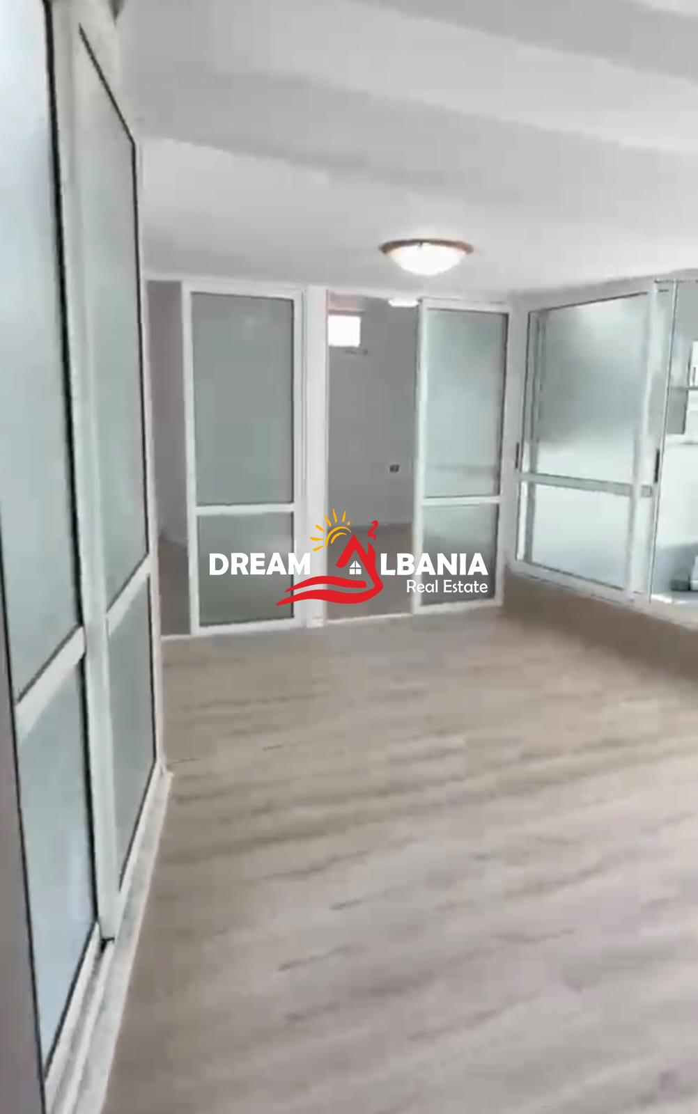Jepet me qera Ambient Biznesi Ish Ekspozita afer Kulla Blu (ID 42611566) 2