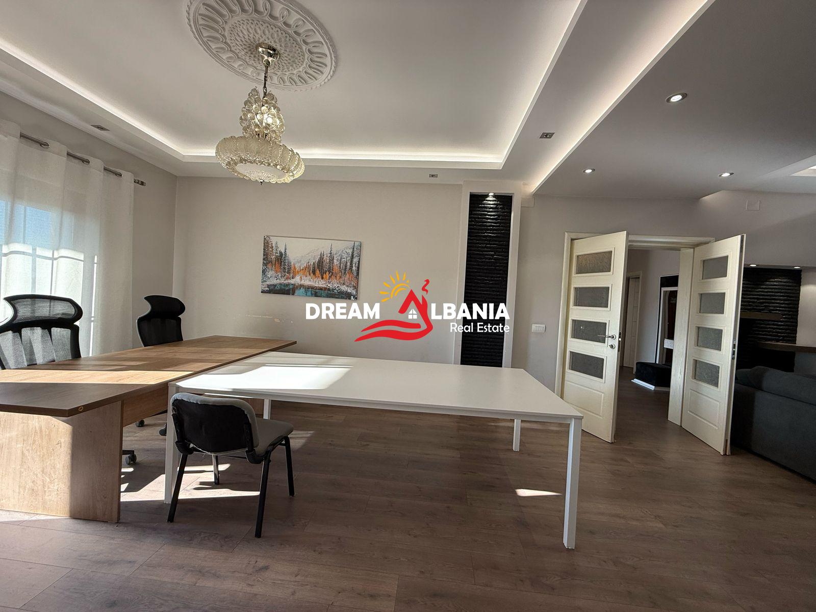 Godine 4 kateshe per HOTEL prane Spitalit Amerikan 2, Tirane (ID 4251380) 3