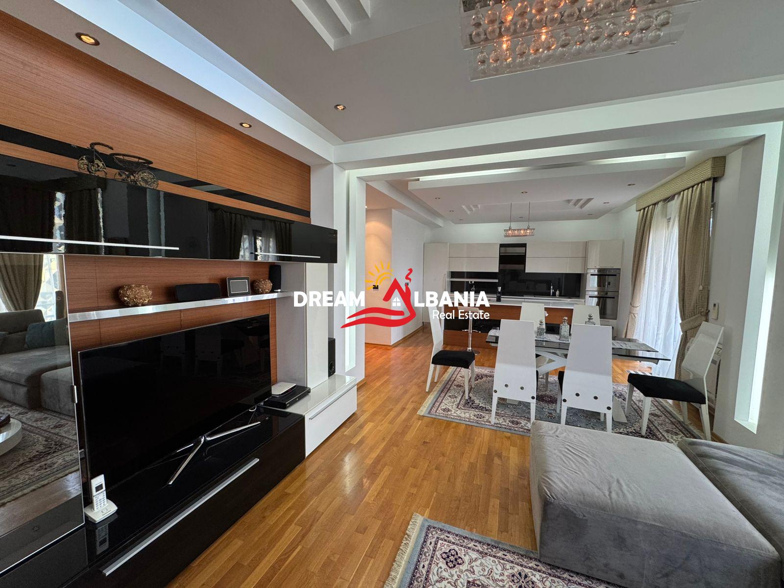 Super Apartament 2+1+2 me qera ne Bllok prane Credins Bank (ID 42214998).