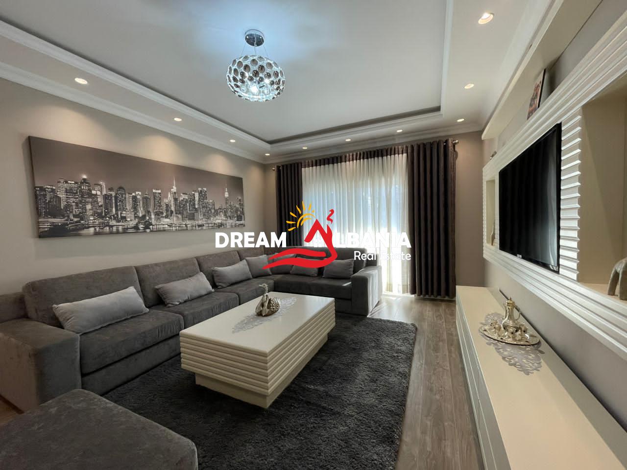 Apartament 2+1+2Wc+2 Ballkone dhe kuzhine me Vete ne Shitje ne Fresk, prane Restorant Muraga ne Tirane(ID 4151168) 3