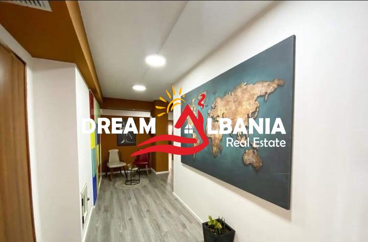Ambient Komercial/Zyre ne Shitje prane sheshit Willson, ne Tirane (ID 4161090) 4