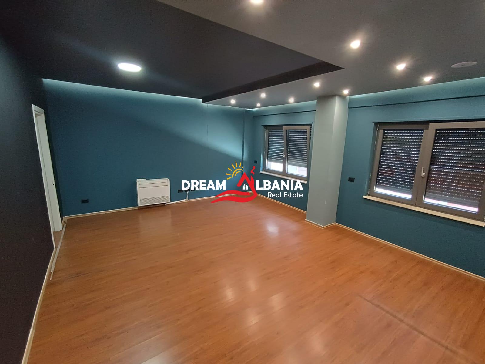Apartament me Qera 3+1+2 Tualete (Ambient ZYRE) tek Zogu i zi ne Tirane (ID 4231498) 2