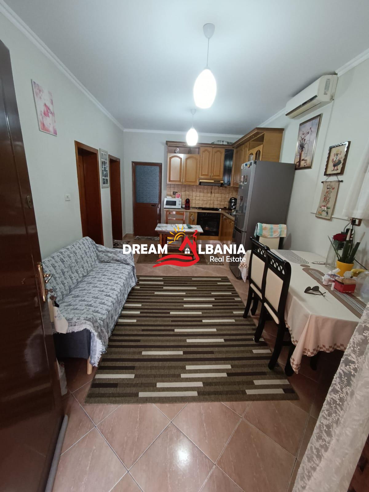 Shtepi Private ne shitje ne Rrugen “Jordan Misja” prane shinave te Trenit ” ne Tirane (ID 4141041) 3