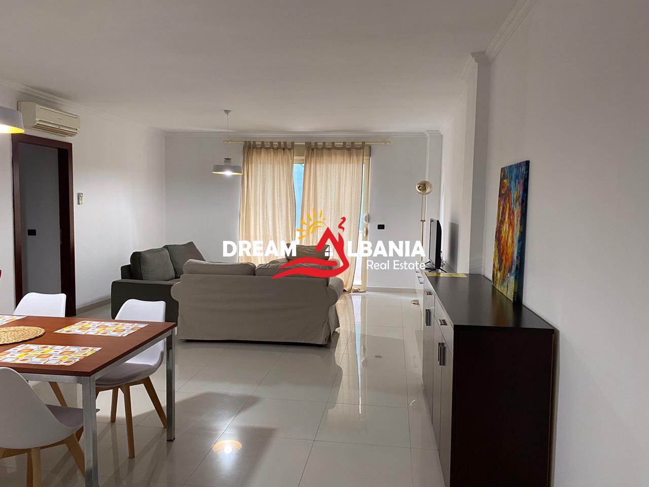 Apartamente 2+1 me qera ne rrugen e Bogdaneve prane Qendres ne Tirane (ID 4221928 )
