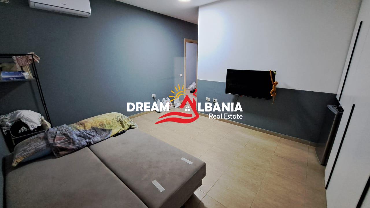 Ambient biznesi ne shitje ne Rrugen Don Bosko ne afersi te Vizion+ ne Tirane (ID 4131391) 3