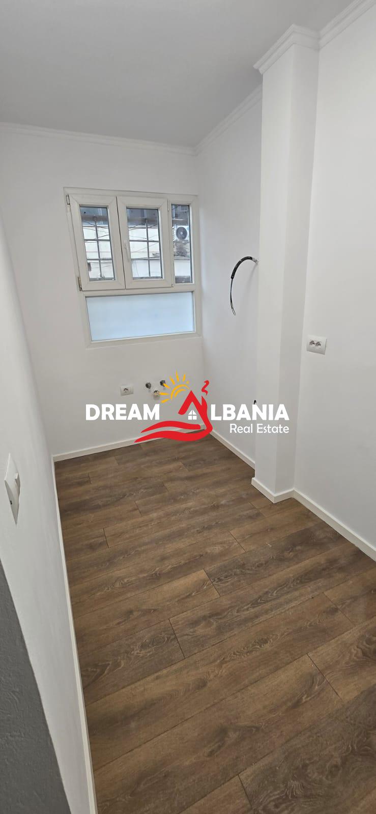 Apartament 1+1 ne Shitje tek Bulevardi Bajram Curri, prane Shkolles 1 Maji ne Tirane (ID 4119463) 3
