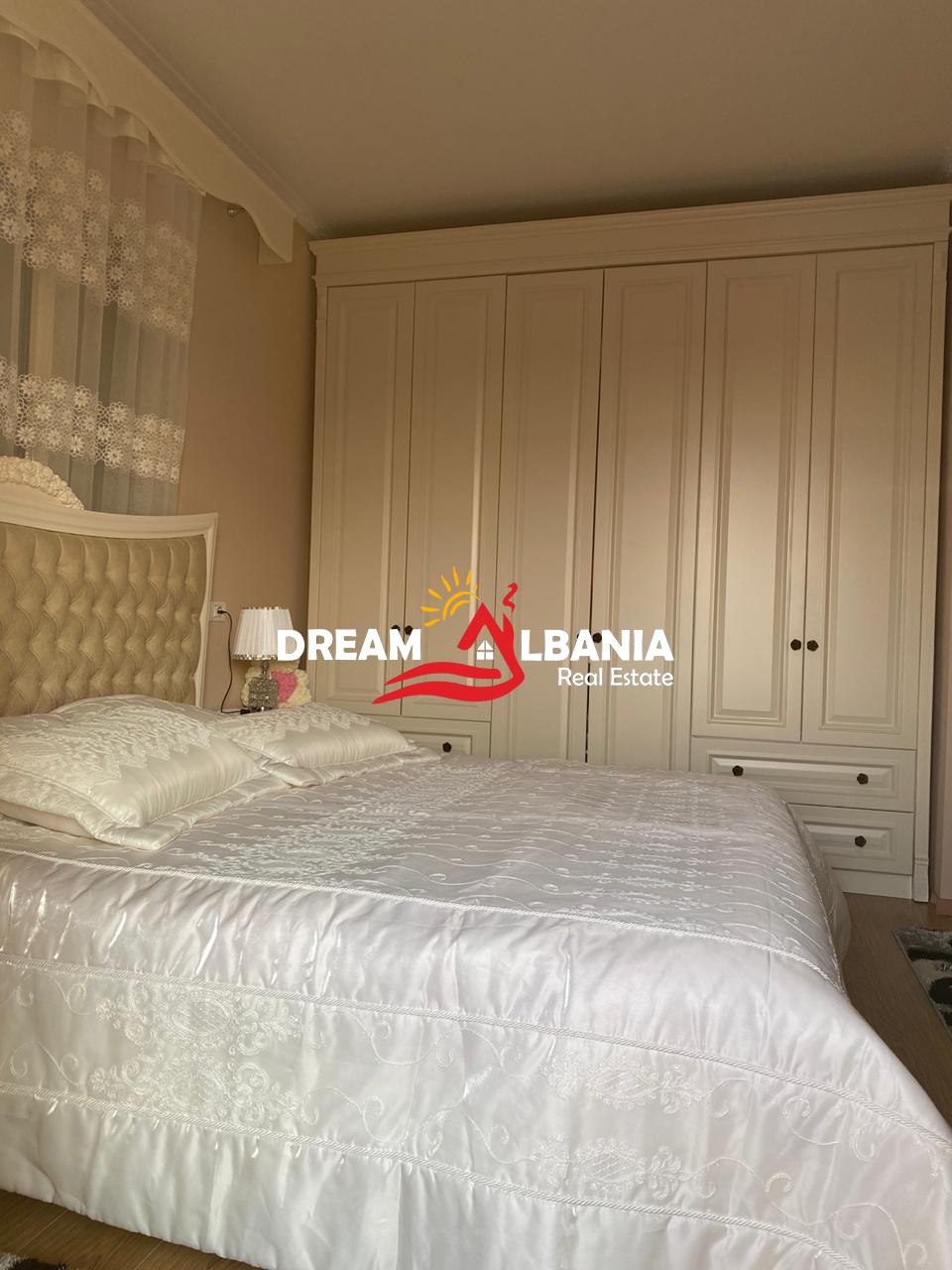 Vile me qera Mjull Bathore perballe qendres tregtare TEG ne Tirane (ID 4251127 )