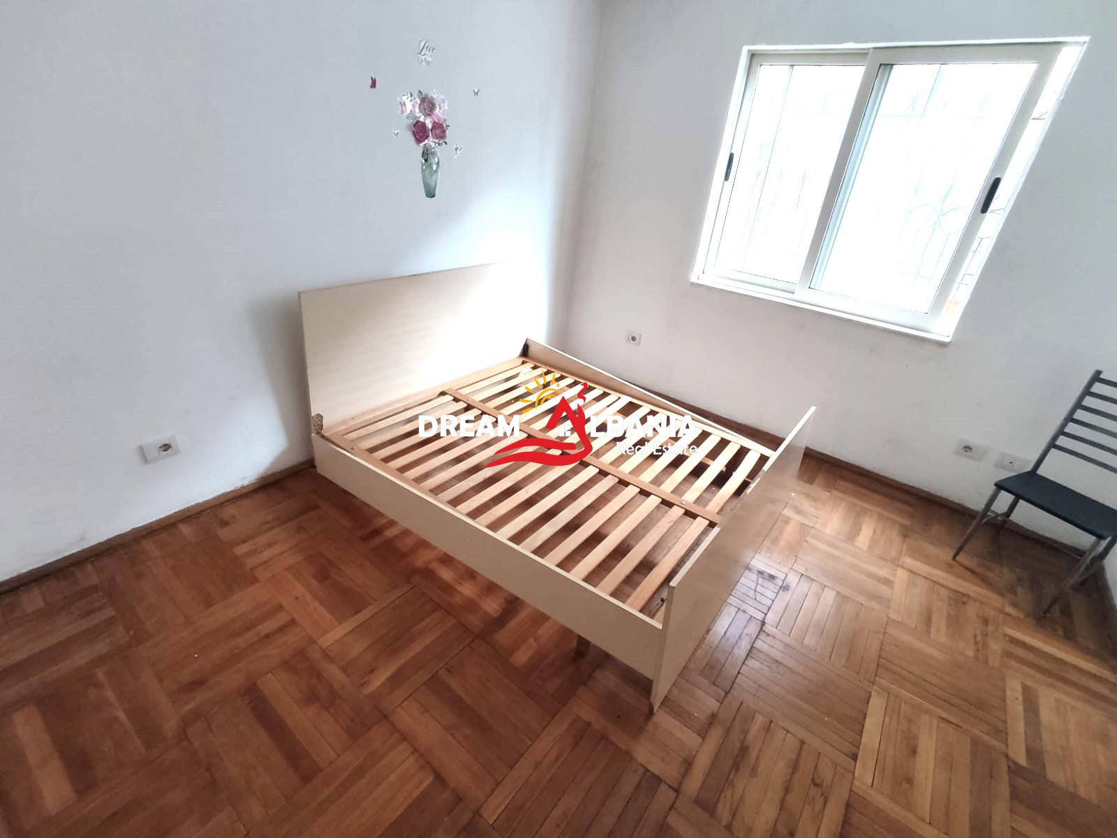 Jepet Apartament 1+1 me Qera në zonën e Xhamllikut prane Ish Venue ! ( ID 4219486 ) 3