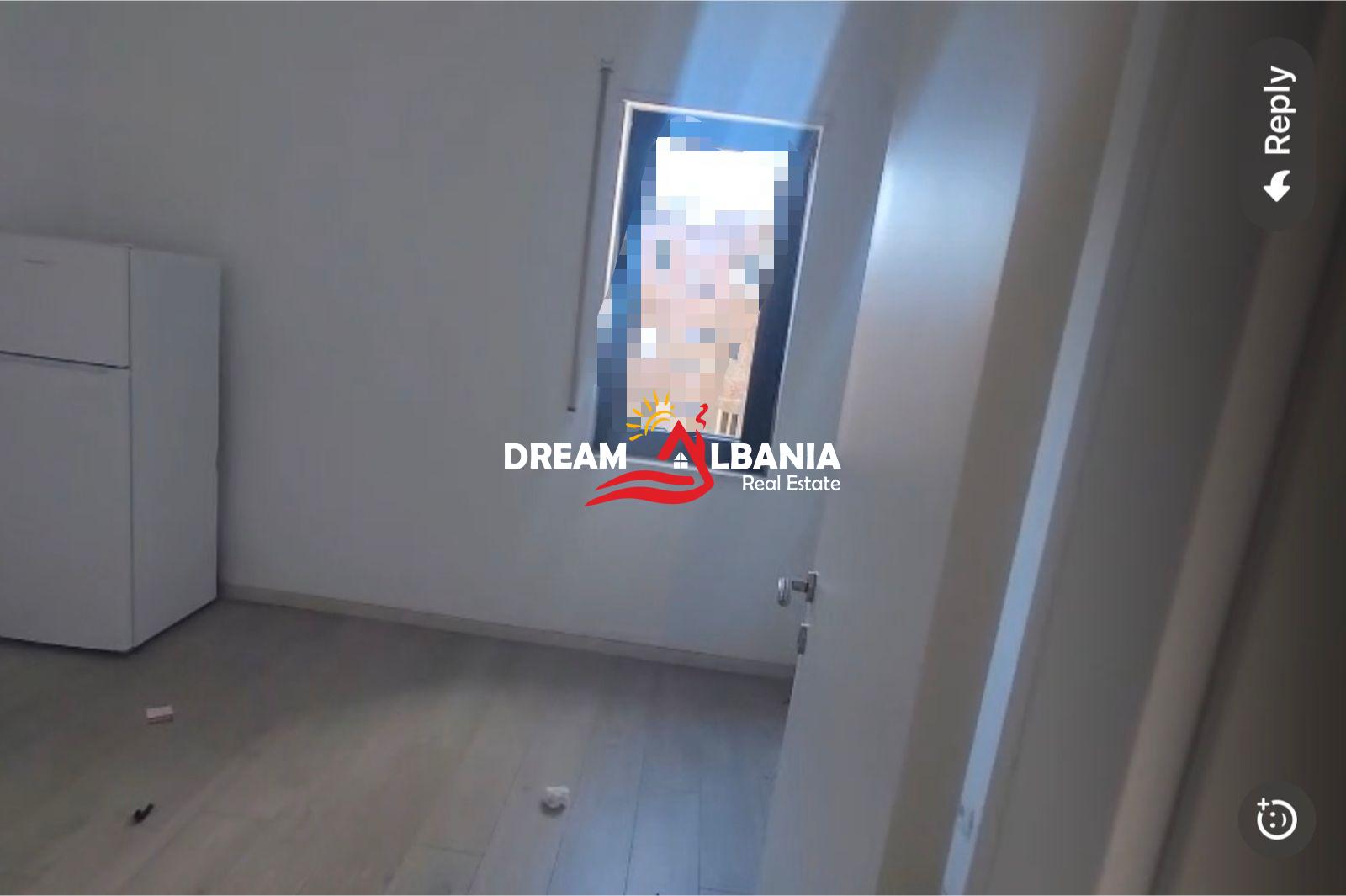 Ambjent zyre 2+1 me qera tek Bulevardi Zogu i Pare, Tirane (ID 42211185) 4