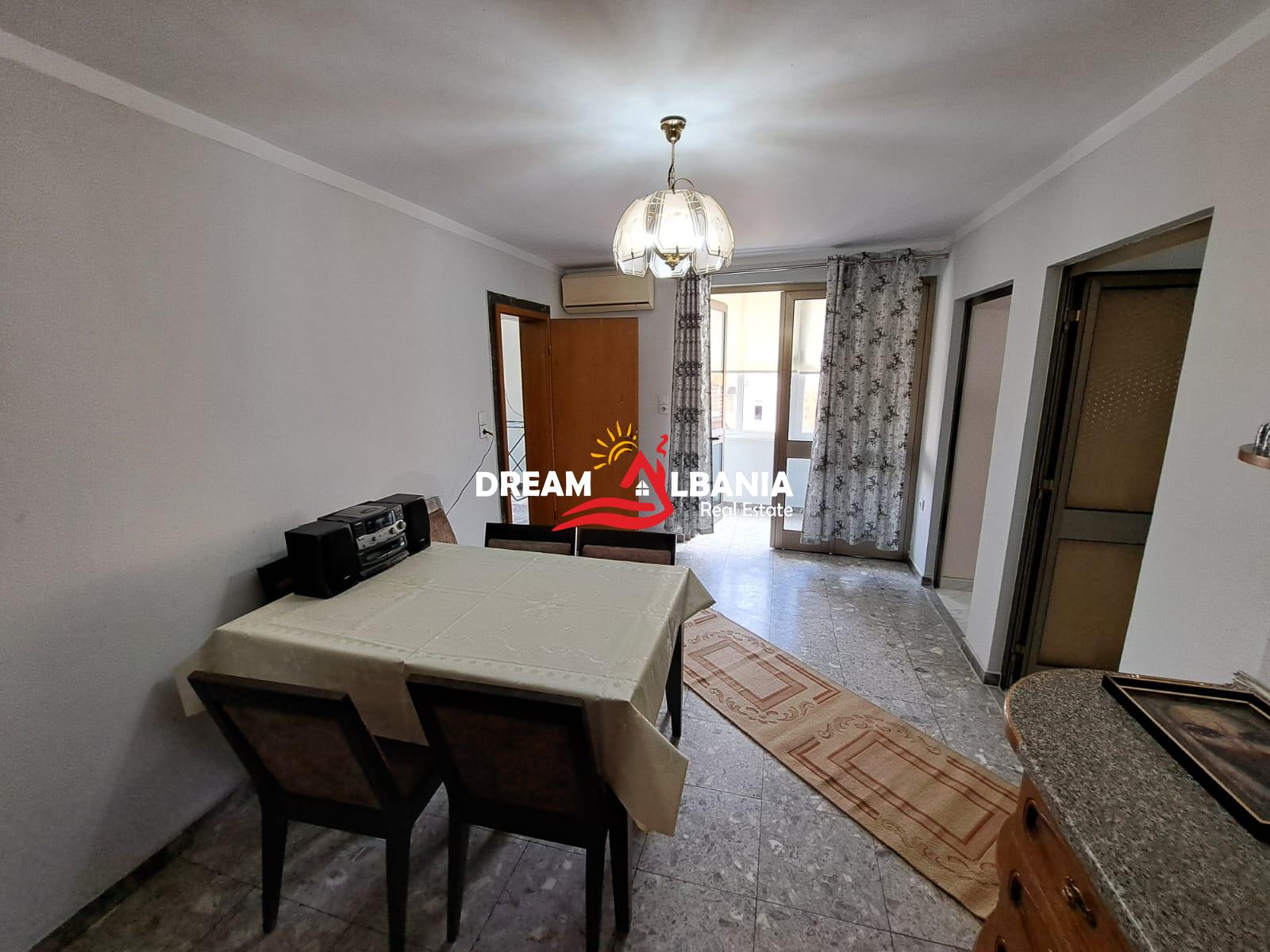 Apartament 2+1+2wc me qera tek Rruga Fortuzi prane Shkolles Jeronim De Rada ne Tirane (ID 4239045 ) 4