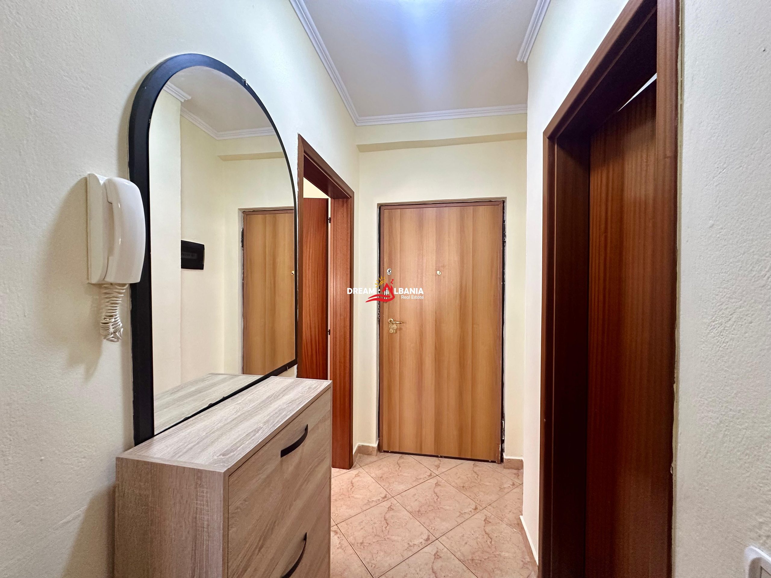 Jepet Apartament me qera 2+1+2 tek Selvia, Tirane (ID 42215561) 3