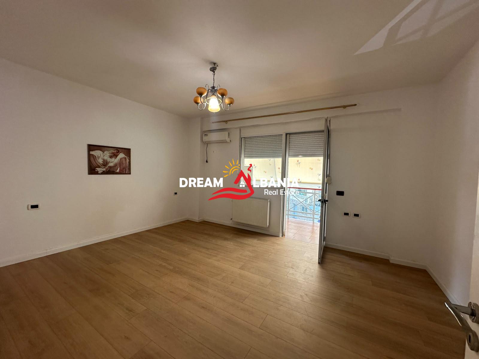 Ambient zyre bosh me qera ne rrugen Lidhja e Prizrenit te Garda, Tirane (ID 42215485) 4