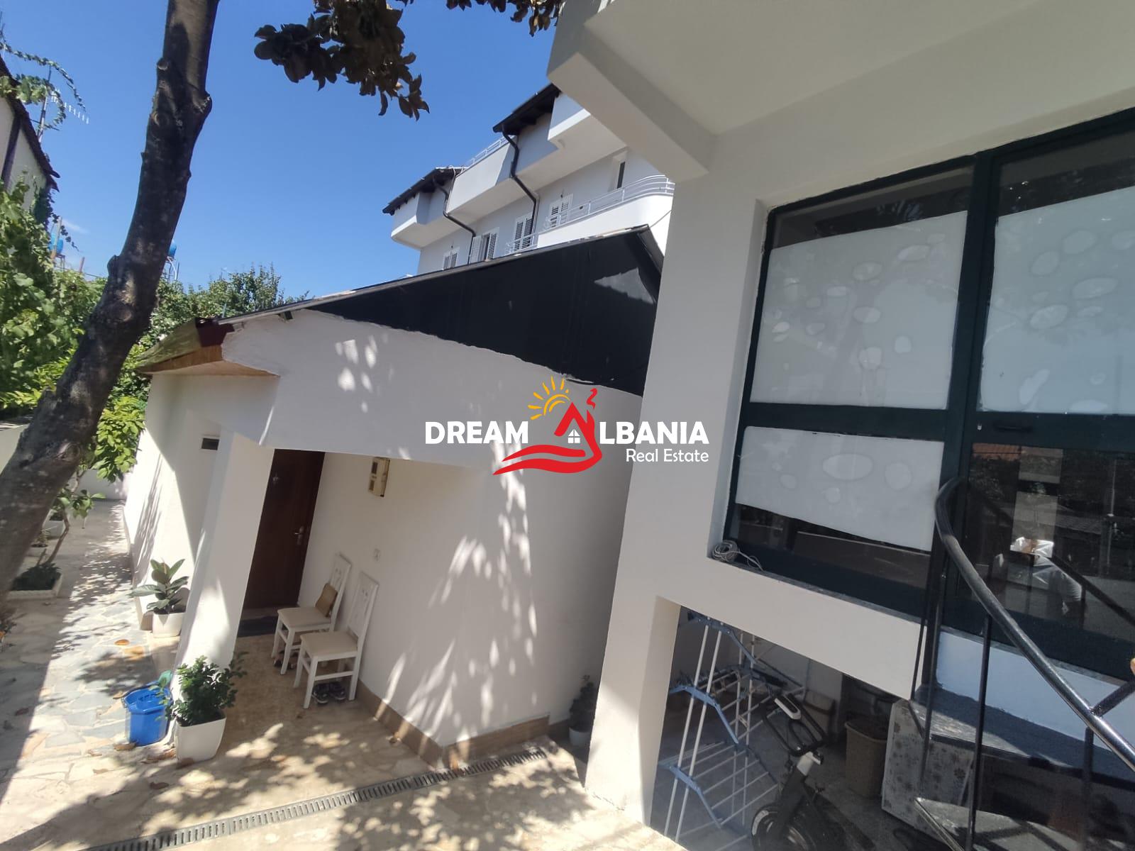 Shtepi private 1+1+Dyqan ne shitje prane Terminalit te Veriut, Tirane (ID 4141047)