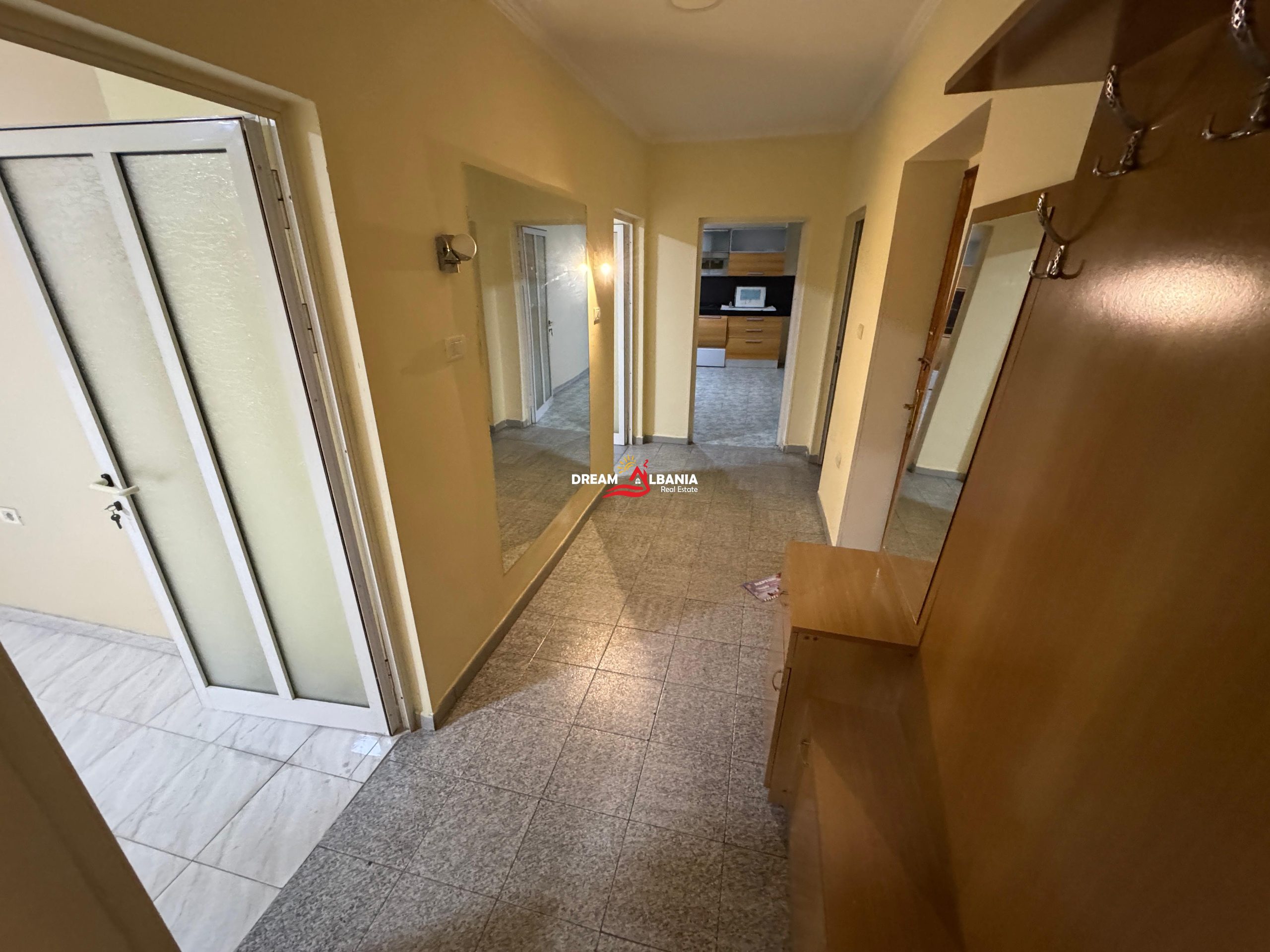 Apartament 3+1 per shitje Qender mes Rr. Myslym Shyrit dhe Rr. Kavajes (ID 4131494 ) 2