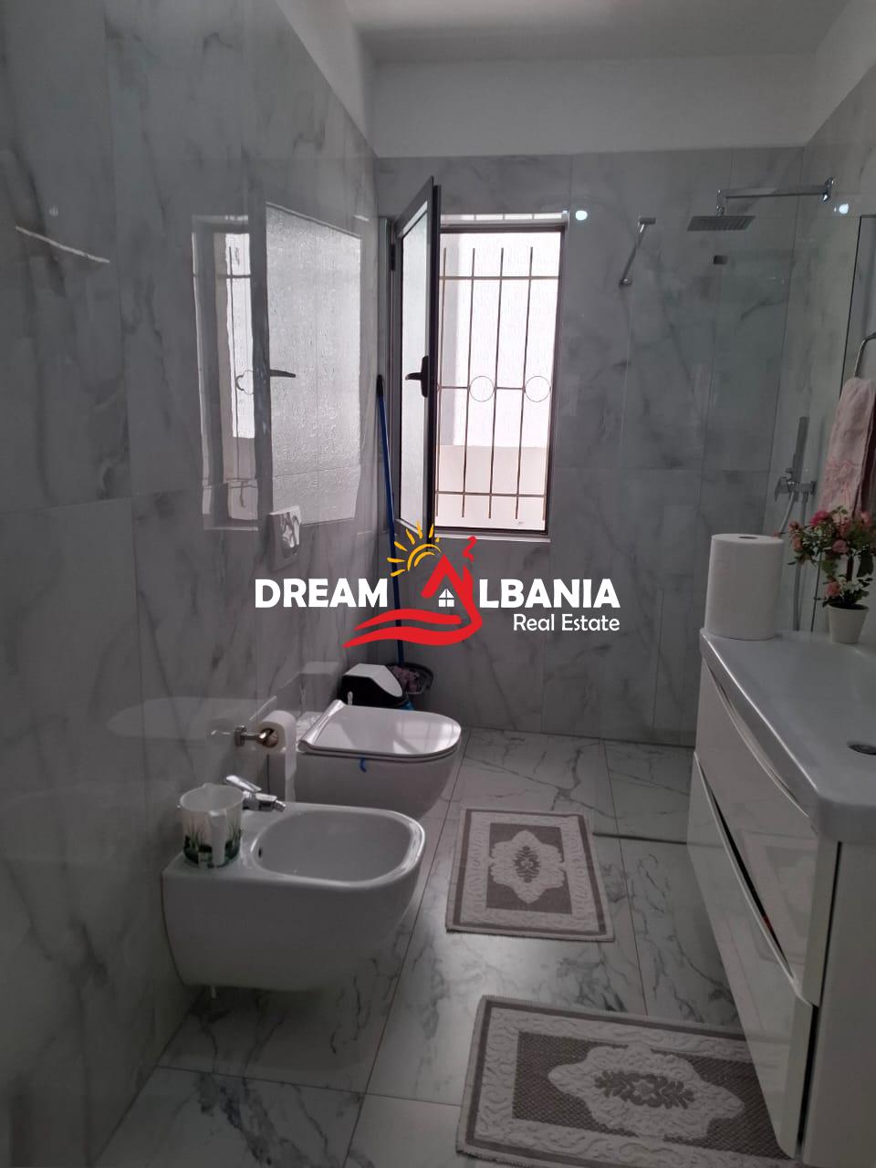 Apartament 3+1+2 perballe Vila L – Astir (ID 4131436)
