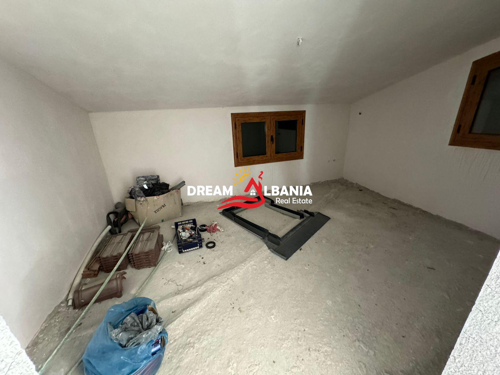 Vile 3 kateshe me qera midis Ndroqit dhe Pezes se Vogel, Tirane (ID 4251334). 4