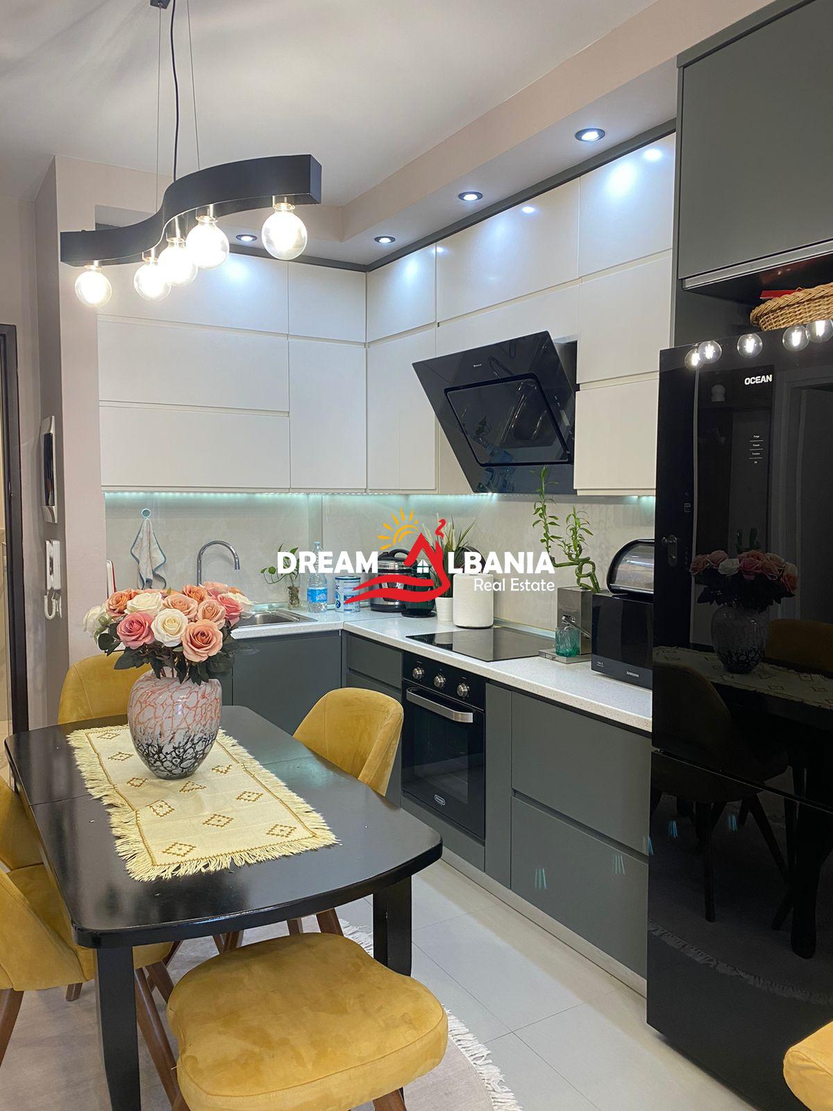 Super Apartament 1+1+2 Ballkone+Depo me Qera tek Stadiumi Dinamo ne Tirane (ID 4211948) 4