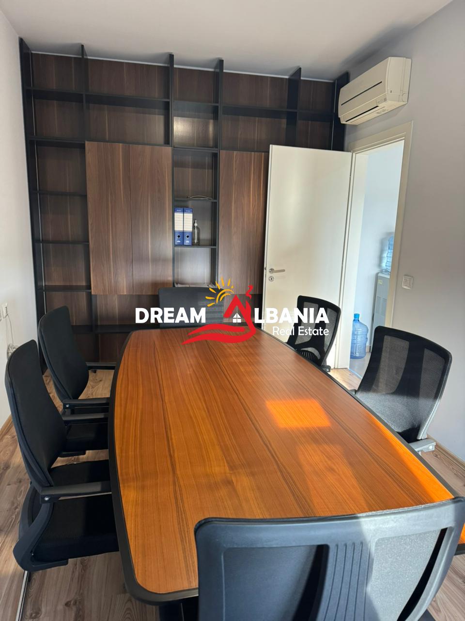 Ambient Biznesi/Zyre me Qera tek Zogu i Zi, prane Ring Center ne Tirane (ID 42611252) 2