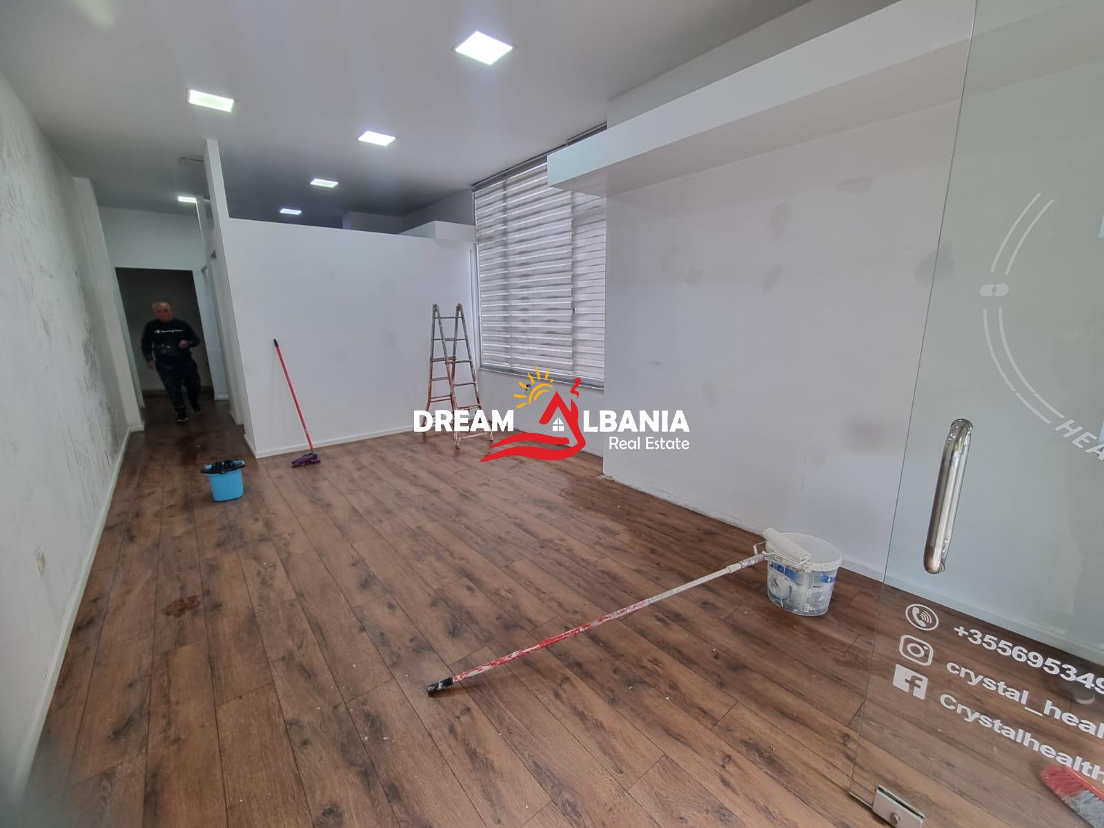 Jepet me Qira Ambient Biznesi – Myslym Shyri, pas Karburantit Kastrati (42711181) 2