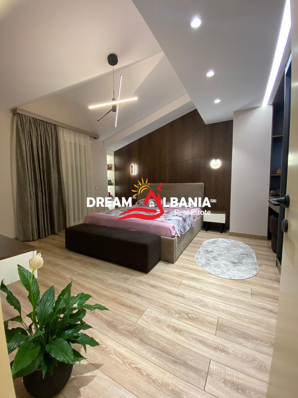 Shitet Apartament 3+1+2 luksoz tek Rezidenca Platea ne Fresk ID(4131508)