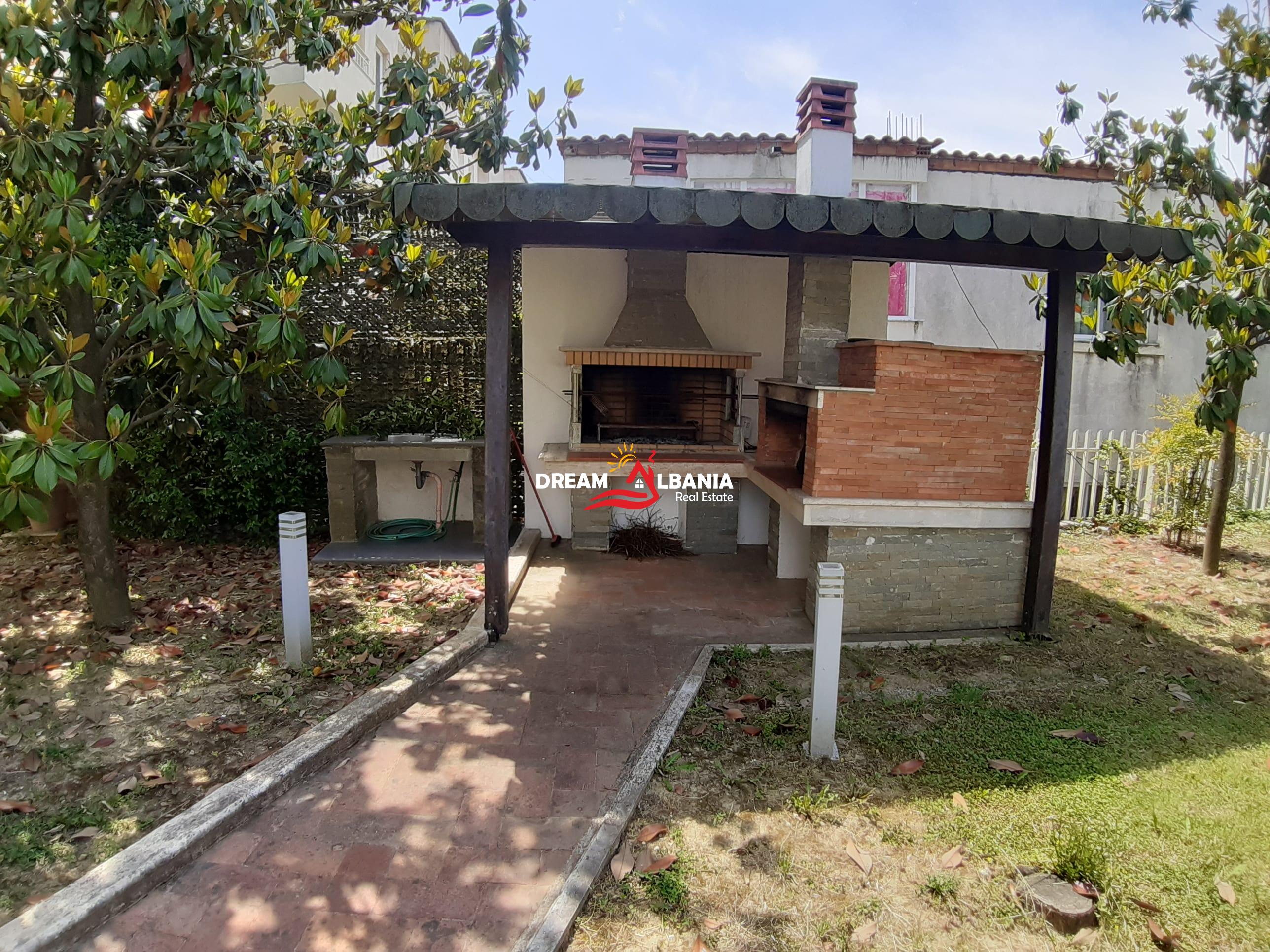 Vile ne shitje ne rrugen e Elbasanit prane vilave Gjermane ne Tirane (ID 4151047) 3