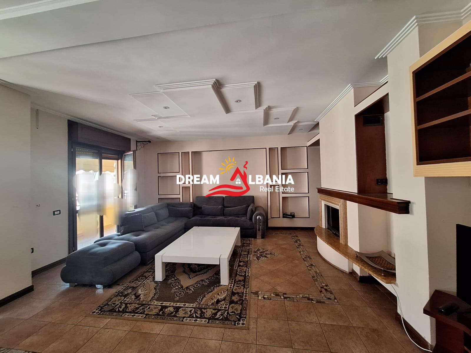 Jepet Apartament 3+1+2 me qera afer rrethrrotullimit te Komuna Parisit, Tirane (ID 4231500) 2