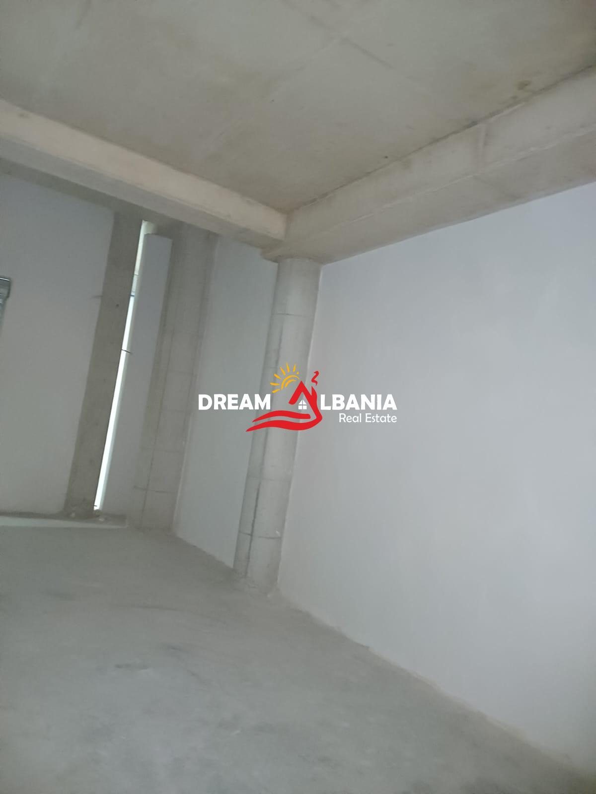 Magazine me qera ne Rrugen Karl Gega, ne Tirane (ID 4281296) 3