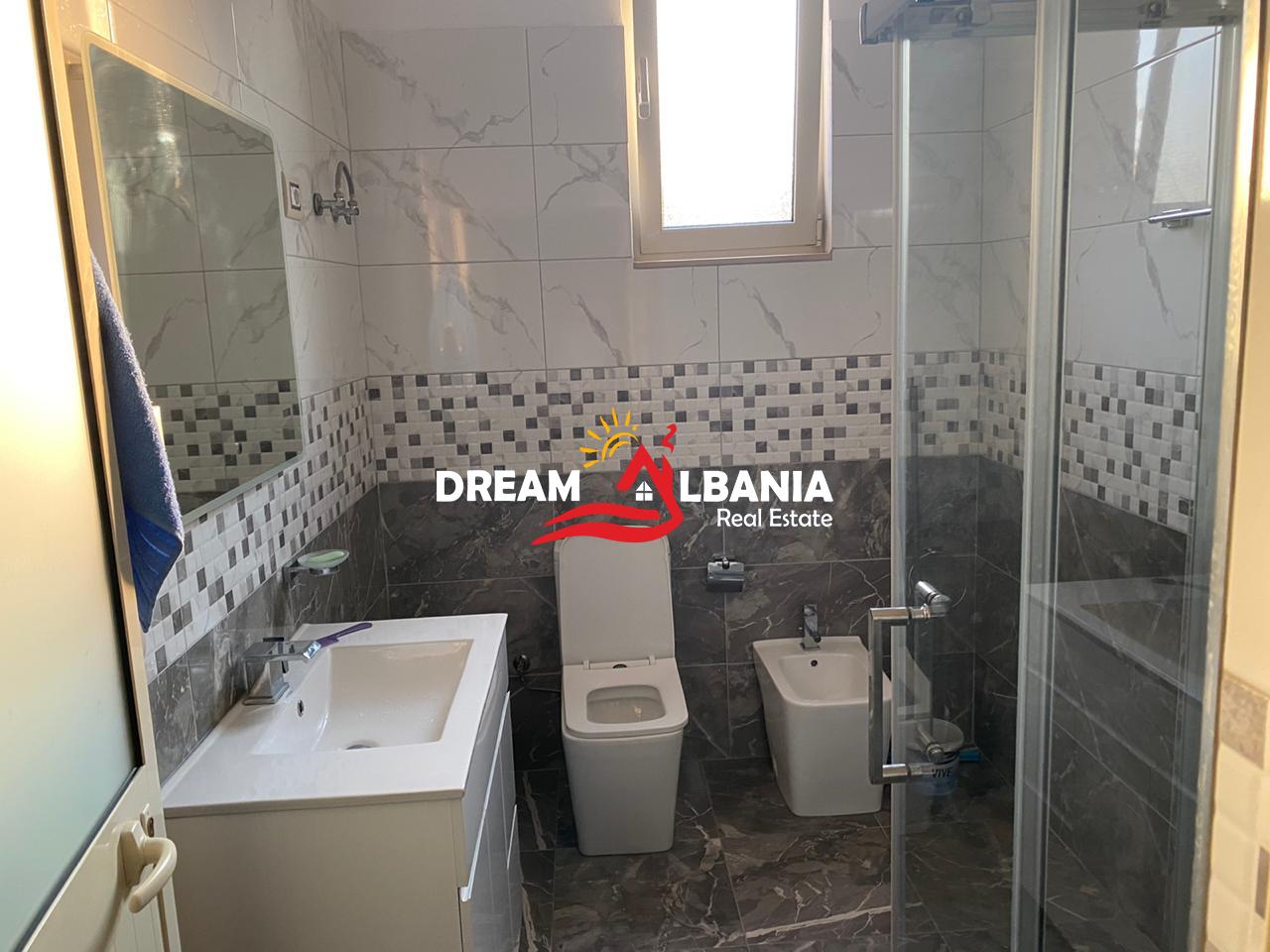 Vile me qera Mjull Bathore perballe qendres tregtare TEG ne Tirane (ID 4251127 )