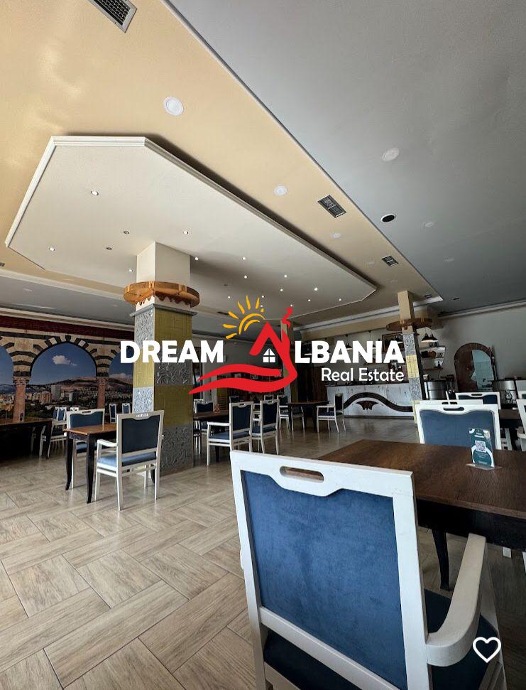 Restorant me Qera ne Vore (ID 42711049)