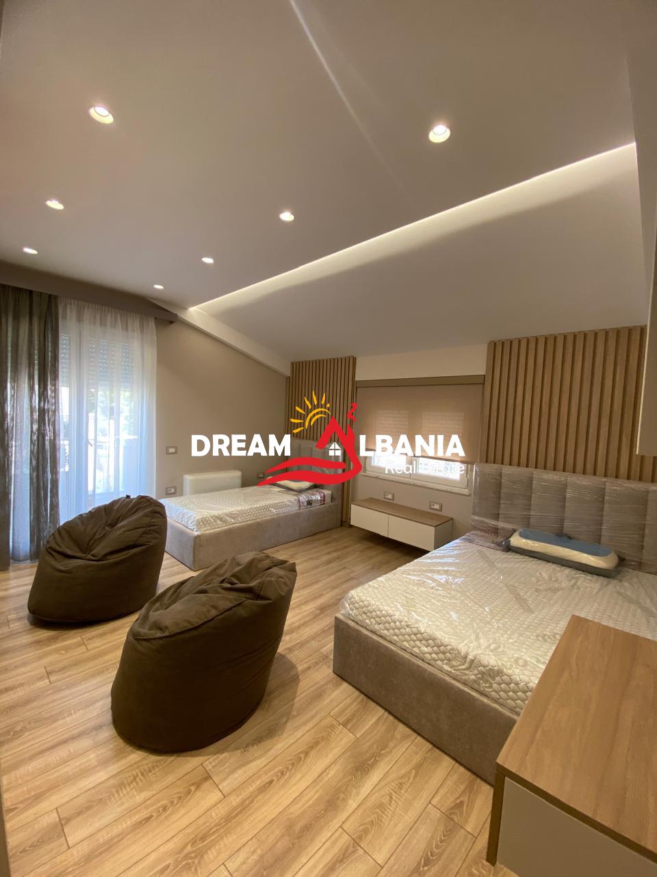 Shitet Apartament 3+1+2 luksoz tek Rezidenca Platea ne Fresk ID(4131508)