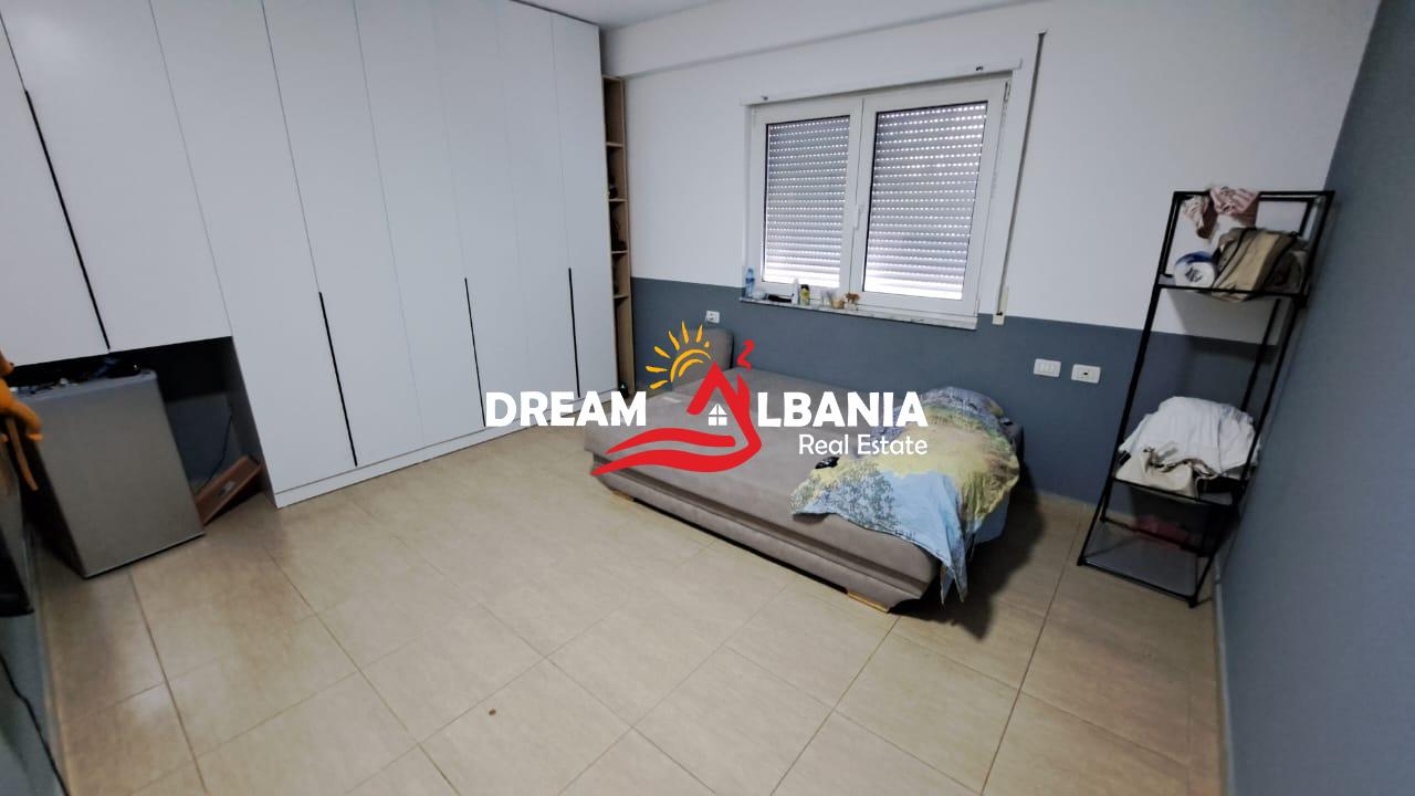 Ambient biznesi ne shitje ne Rrugen Don Bosko ne afersi te Vizion+ ne Tirane (ID 4131391) 4