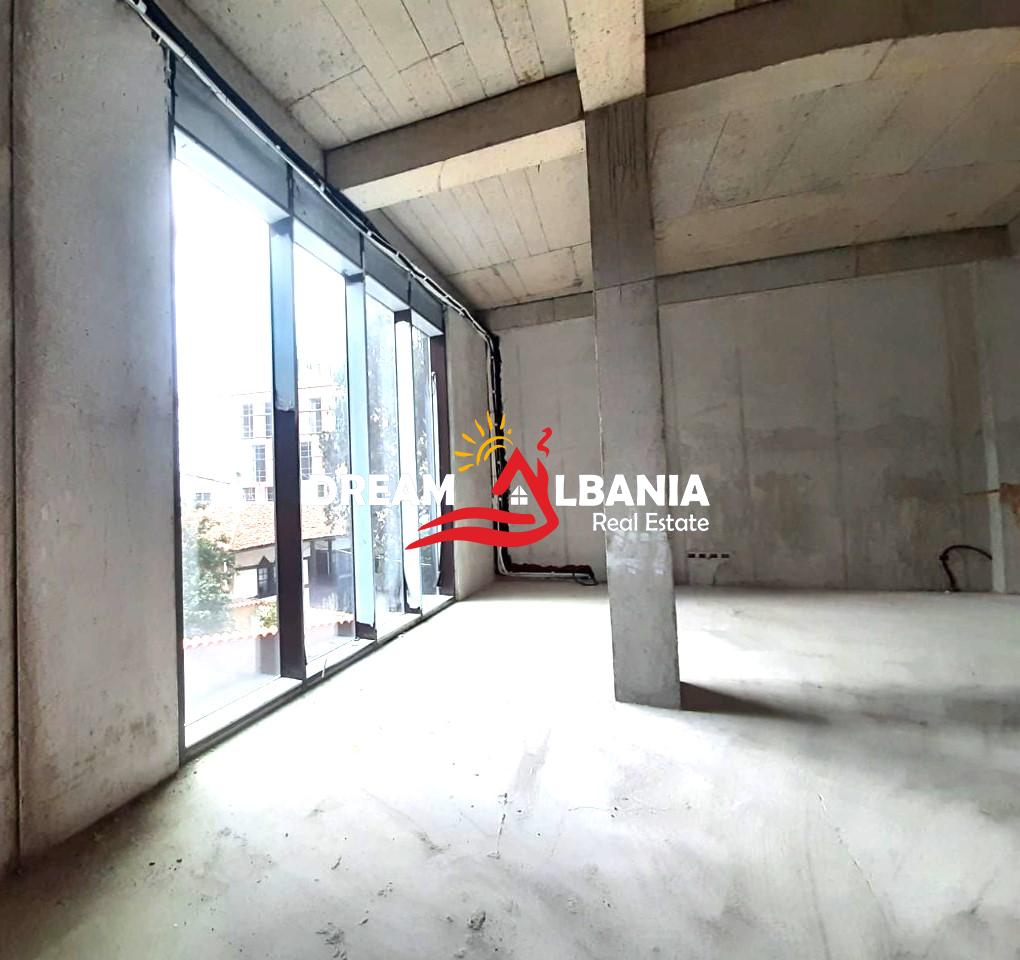 Zyre me qera ne rrugen e Barrikadave, prane gjimnazit Sami Frasheri, Tirane (ID 42611013) 4