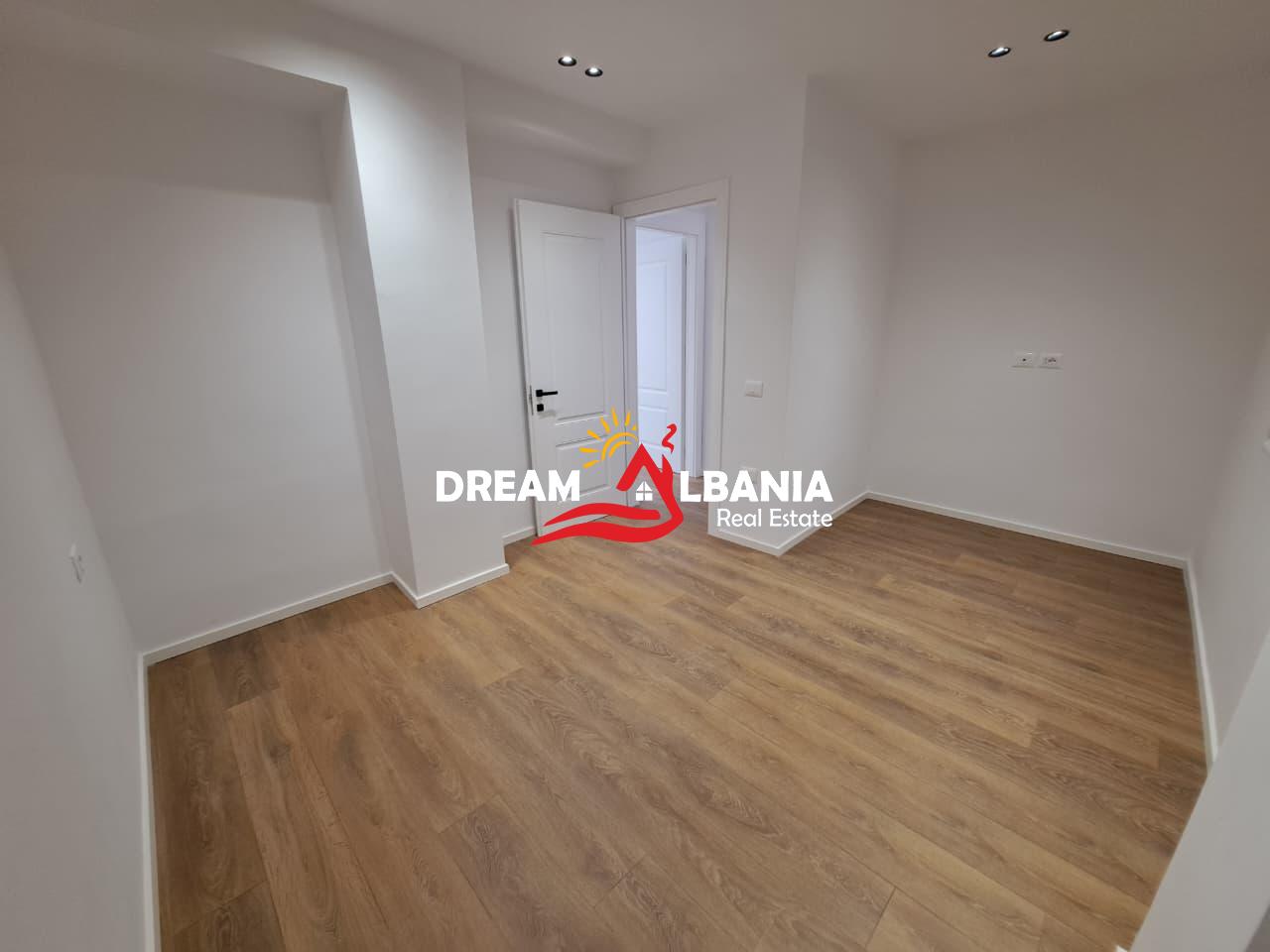 Shitet Apartament 1+1, 21 Dhjetori, Rruga Muhamet Gjollesha (ID 51110001) 4