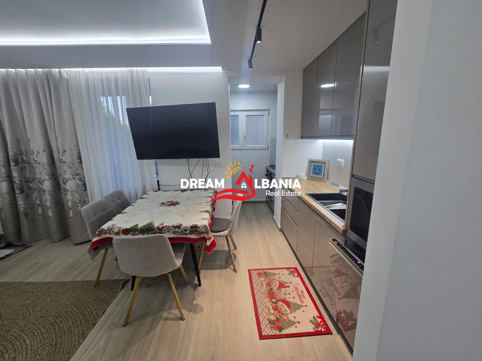 Apartament 2+1 ne Shitje tek Brryli perballe Tirana Bank (ID 4129570) 3