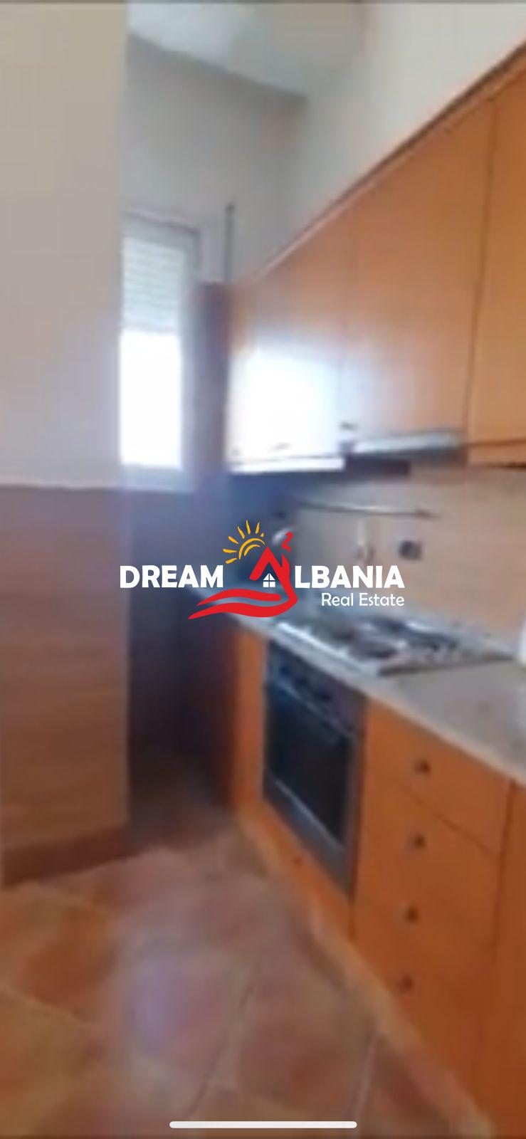 Apartament 1+1 me qera te Blloku i Ambasadave prane rruges se Kavajes (ID 4211897). 2