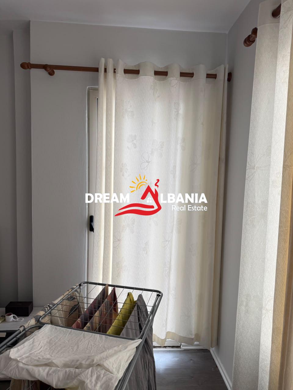 SUPER OKAZION – Shitet apartament 2+1+2 me 3 ballkone në Liqenin e Thatë, Tiranë(ID 41212293) 3