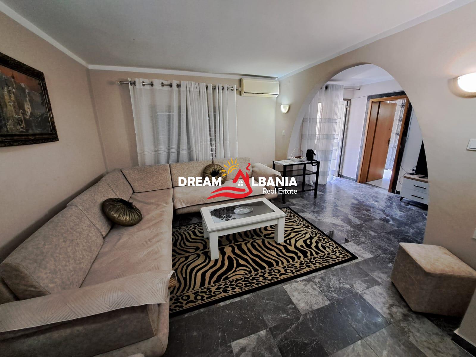 Apartament 2+1+2wc me qera tek Rruga Fortuzi prane Shkolles Jeronim De Rada ne Tirane (ID 4239045 )