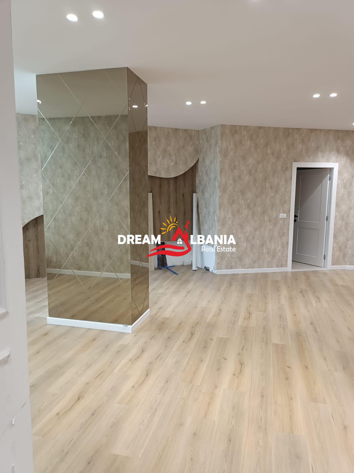 Ambient Biznesi në Astir prane pastiçeri “Nela 5” ( ID 42611419 ) 4