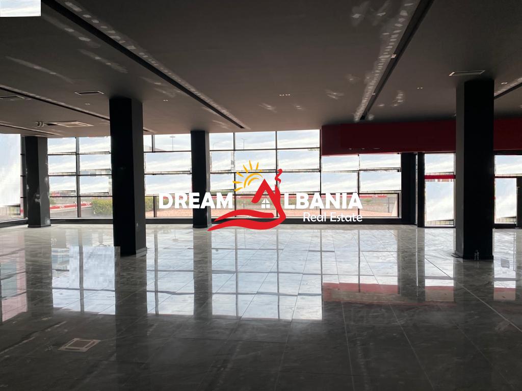 Godine me qera ne autostraden Tirane-Durres, ne Afersi te Megatek (ID 4281108)