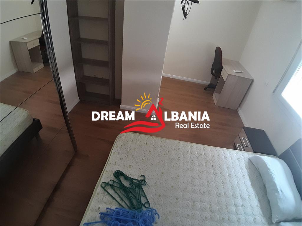 Apartament 2+1 me qera ne zonen e Zogut te Zi tek Ring Center ne Tirane (ID 4221911 ) 3
