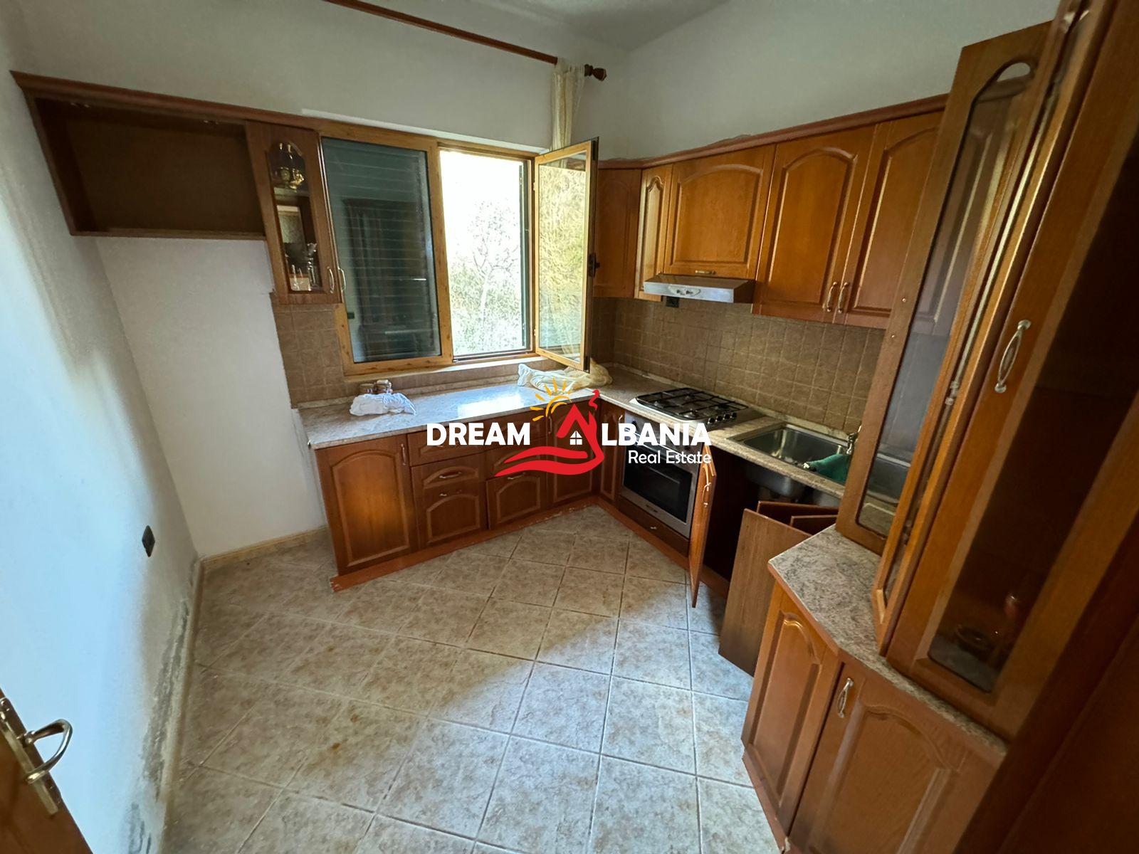 Vile 3 kateshe me qera midis Ndroqit dhe Pezes se Vogel, Tirane (ID 4251334). 2