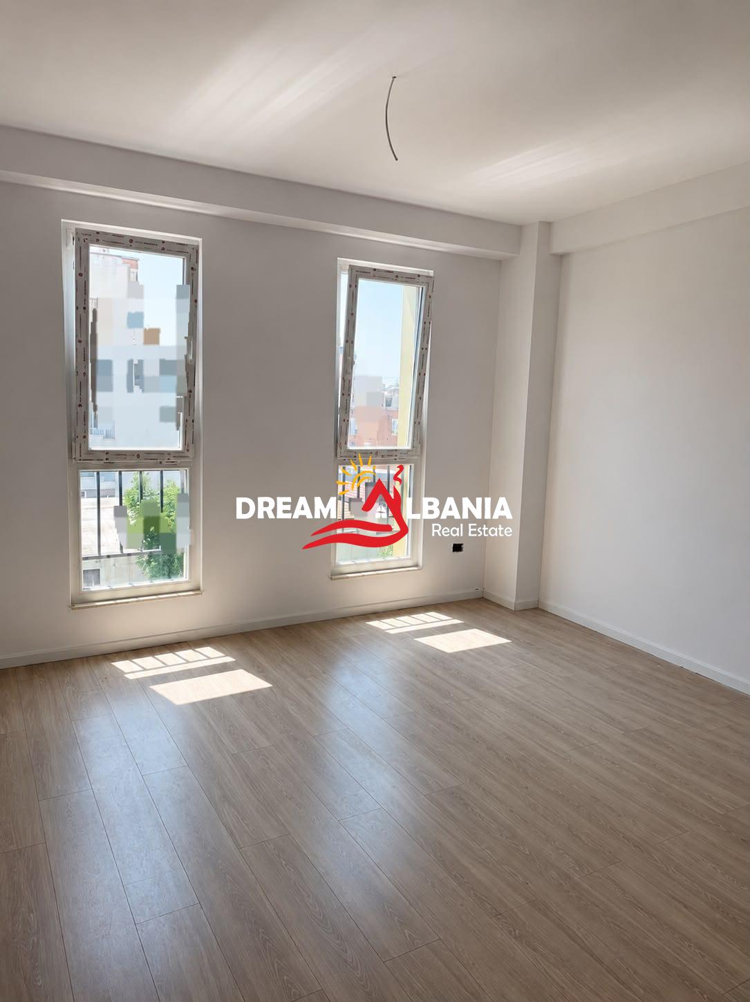Shitet Apartament 1+1 Tek Ambasada Amerikane, afer shkolles Osman Myderizi (ID 41111611) 2