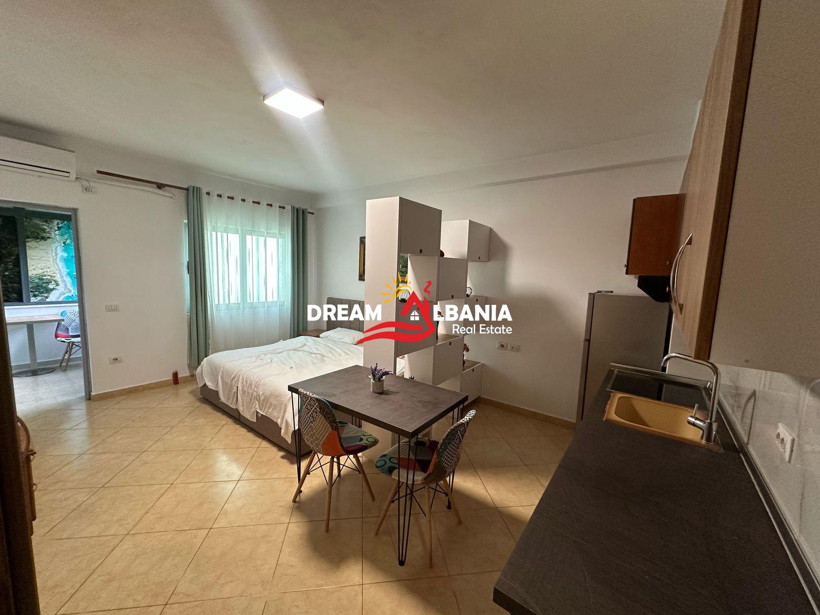 Shiten 2 garsoniere ne rrugen e Durrsit prane Bllokut te Ambasadave (ID 4101043) 2