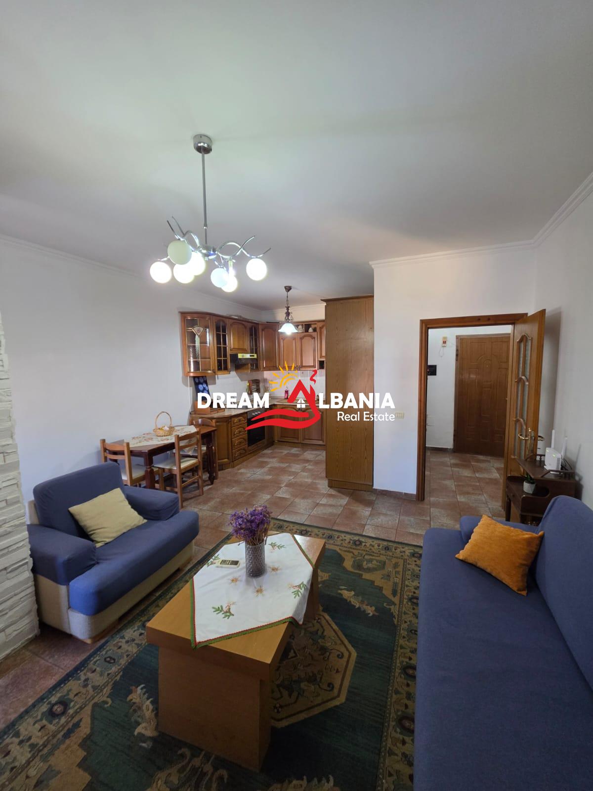 Apartamente 2+1 me qera Selvia prane Gjimnazit Partizani ne Tirane (ID 4221746)