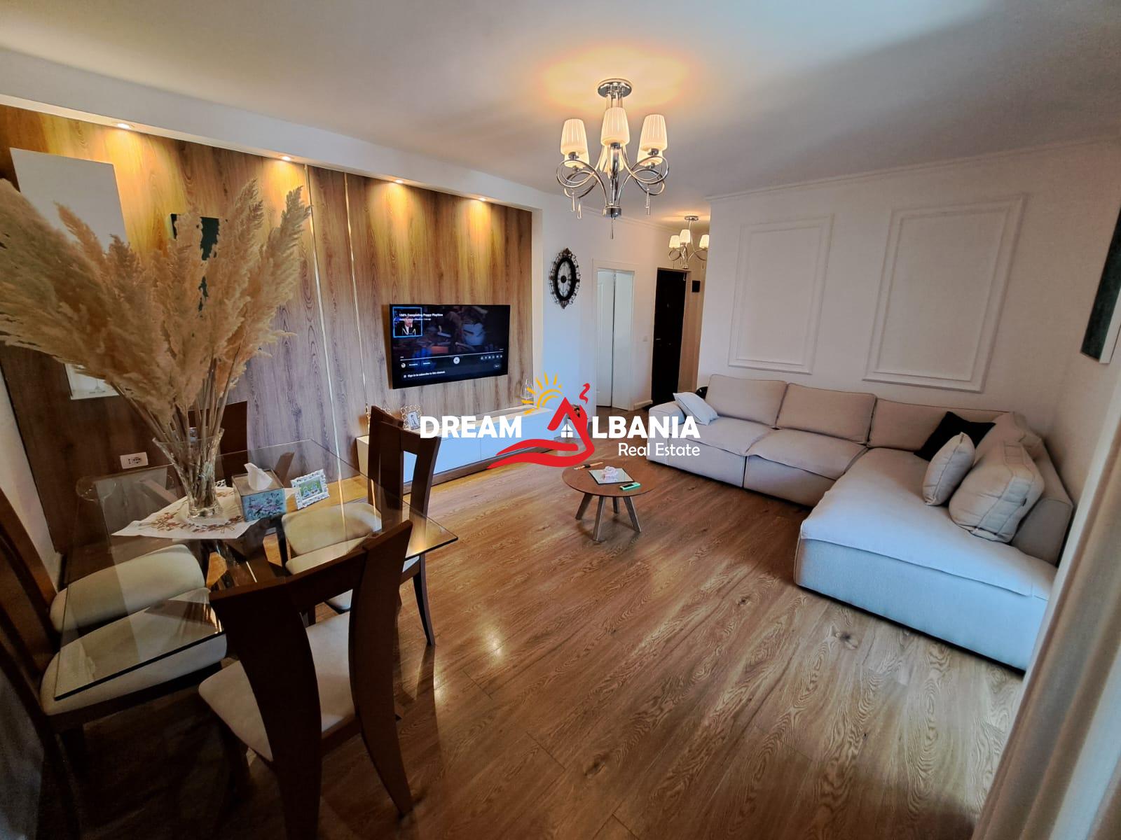 Super Apartament 2+1+2 Ballkone ne Shitje ne Laprake, Prane KMY (ID 5129001) 2