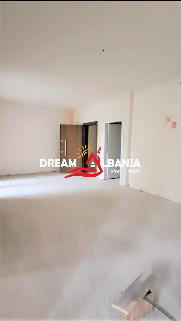 3 apartamente me qera per zyra ne rrugen e Dibres ne afersi te Shkolles se Bashkuar ne Tirane (ID 4211907)