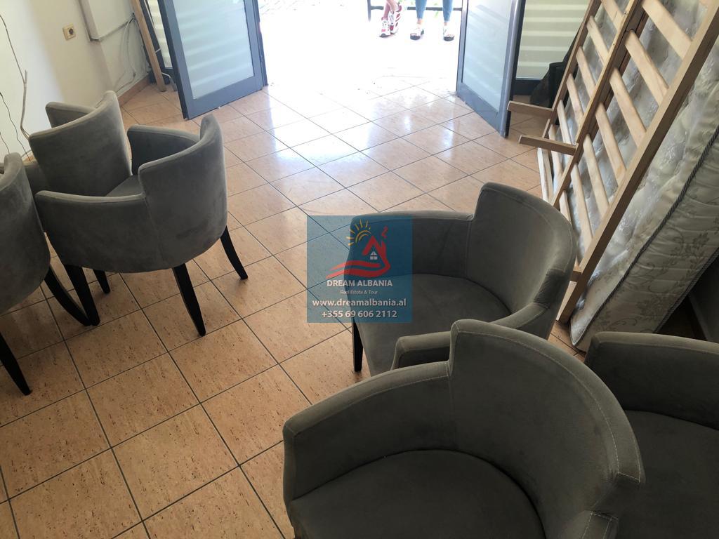 Dyqan per shitje ne zonen e Don Boskos afer Viva Market ne Tirane (ID 4171090)