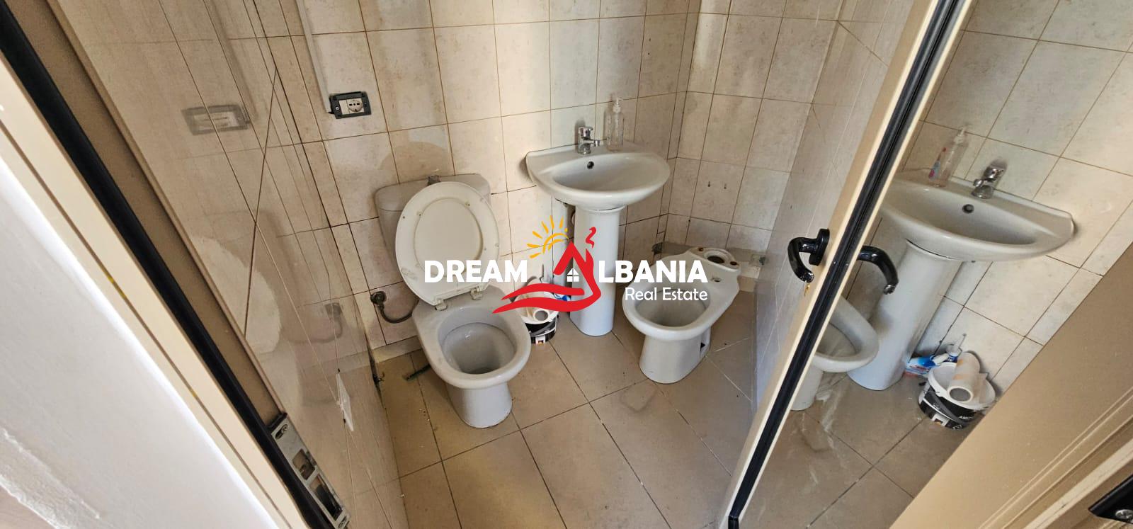 Ambient zyre me qera ne qender, Rruga Urani Pano (ID 42611357) 3