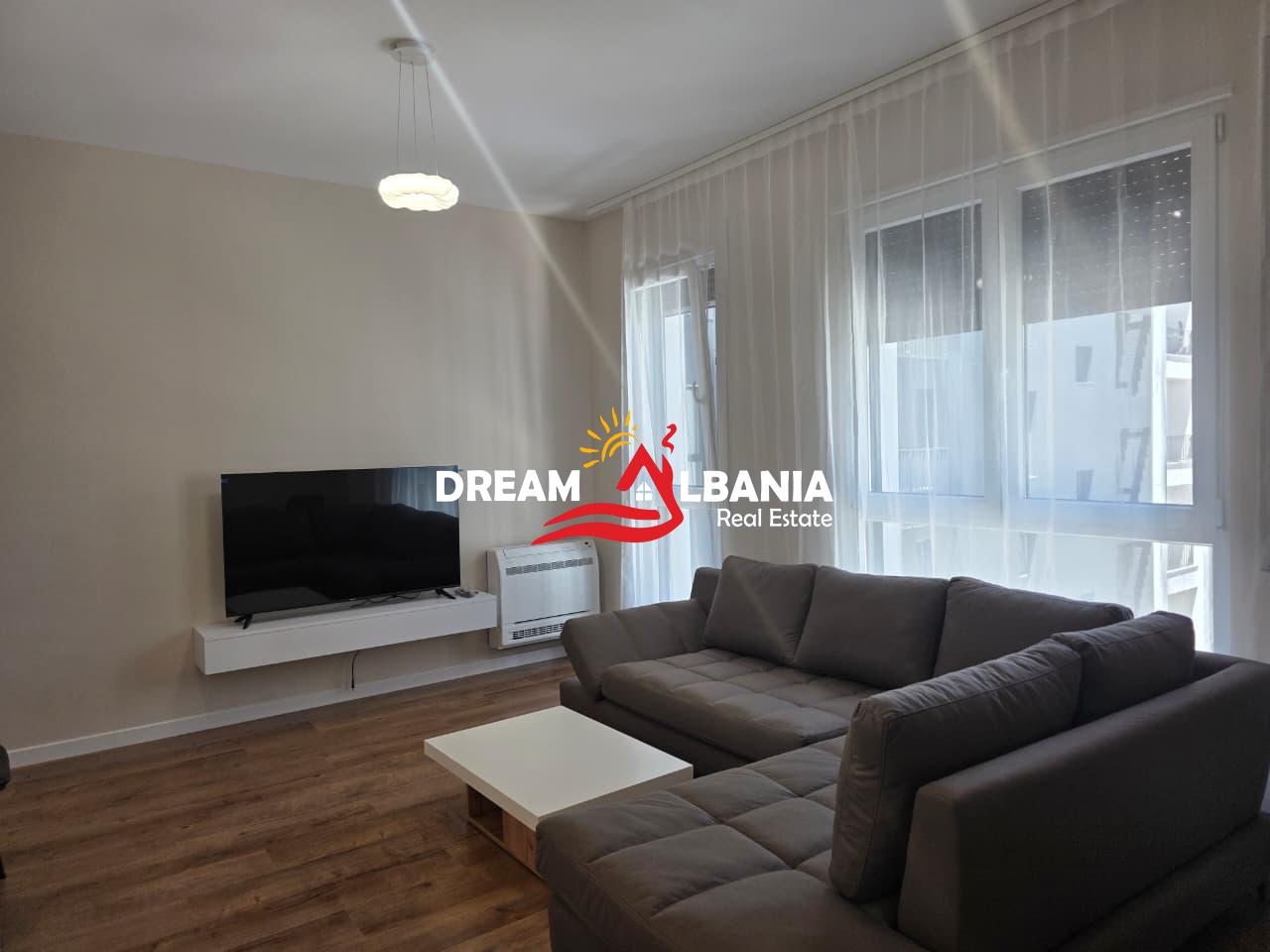 Jepet apartament 1+1 me qera Rruga 5 Maji ,Rrezidenca Tirana Uptown (42111607)
