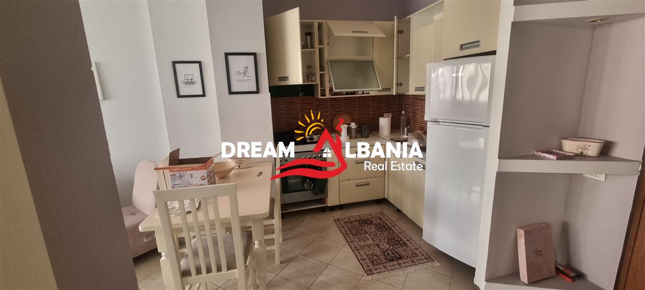 Jepet Apartament 1+1 me qera Tek Medreseja, rruga Riza Cerova (ID 42115635) 3